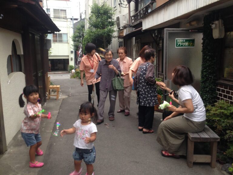 独居老人向けお弁当サービス